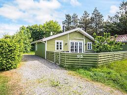 4 Person Holiday Home in Hemmet