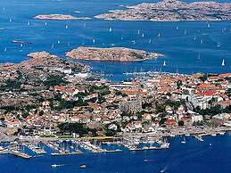 4 Person Holiday Home in Lysekil-by Traum