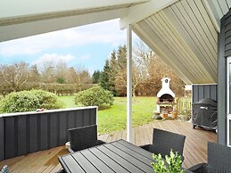 6 Person Holiday Home in Gilleleje