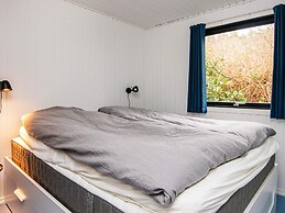 6 Person Holiday Home in Ebeltoft-by Traum