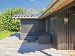 6 Person Holiday Home in Ebeltoft-by Traum