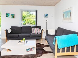 6 Person Holiday Home in Hjorring