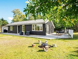 6 Person Holiday Home in Ebeltoft