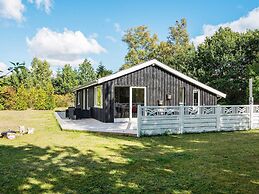 6 Person Holiday Home in Ebeltoft