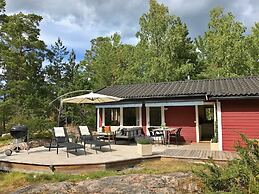 7 Person Holiday Home in Djurhamn