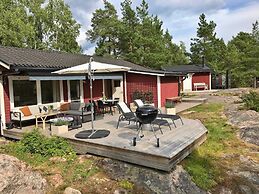 7 Person Holiday Home in Djurhamn