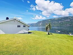 4 Person Holiday Home in Utvik-by Traum