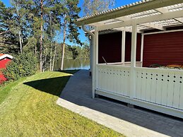 6 Person Holiday Home in Bruzaholm-by Traum