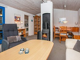 6 Person Holiday Home in Borkop