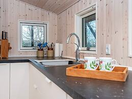 6 Person Holiday Home in Borkop