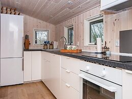 6 Person Holiday Home in Borkop