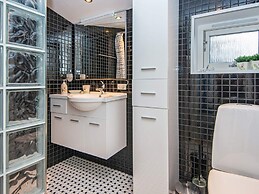 6 Person Holiday Home in Borkop