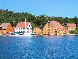 6 Person Holiday Home in Svelgen-by Traum