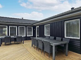 8 Person Holiday Home in Hals