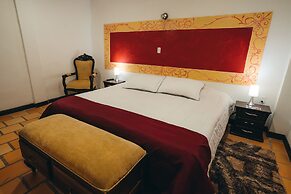 Casa Lola Hotel Boutique