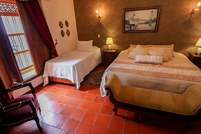 Casa Lola Hotel Boutique
