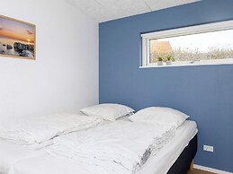 12 Person Holiday Home in Vinderup