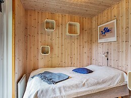 6 Person Holiday Home in Vaeggerlose