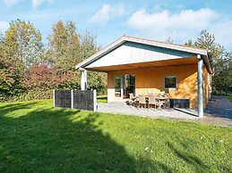 6 Person Holiday Home in Rodby