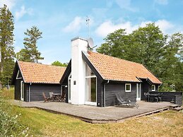 6 Person Holiday Home in Aakirkeby