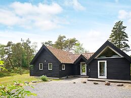 6 Person Holiday Home in Aakirkeby