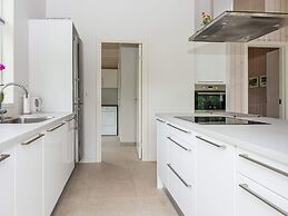 6 Person Holiday Home in Oksbol