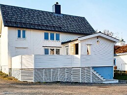 6 Person Holiday Home in Bud