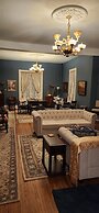Oaklawn Inn LLC