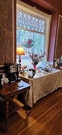 Oaklawn Inn LLC