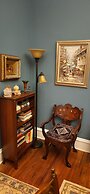 Oaklawn Inn LLC