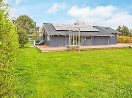 8 Person Holiday Home in Borkop-by Traum