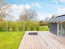 8 Person Holiday Home in Borkop-by Traum