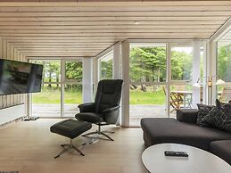 8 Person Holiday Home in Albaek
