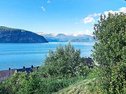 6 Person Holiday Home in Utvik