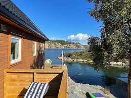 6 Person Holiday Home in Urangsvag