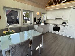 6 Person Holiday Home in Urangsvag-by Traum