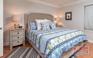 Phoenix East 2 by Brett Robinson Vacations