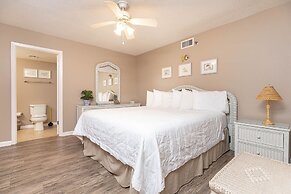 Phoenix East 2 by Brett Robinson Vacations