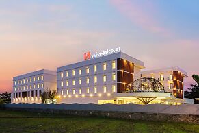 Swiss-Belcourt Lombok