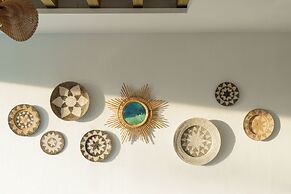 Swiss-Belcourt Lombok