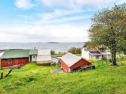 6 Person Holiday Home in Midsund-by Traum