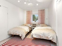 6 Person Holiday Home in Midsund-by Traum