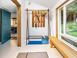 6 Person Holiday Home in Midsund-by Traum