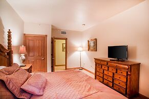 Villas at Zermatt Resort - Condos