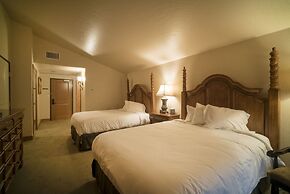 Villas at Zermatt Resort - Condos