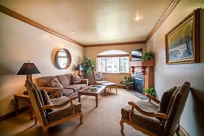 Villas at Zermatt Resort - Condos