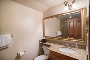 Villas at Zermatt Resort - Condos