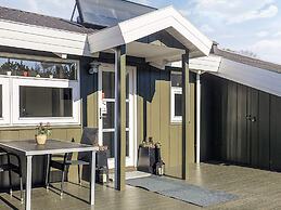 6 Person Holiday Home in Hals-by Traum