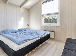 6 Person Holiday Home in Hals-by Traum