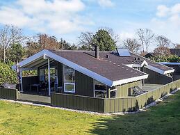 6 Person Holiday Home in Hals-by Traum